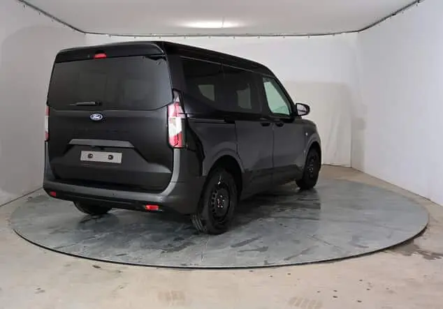 Angebotsdetails Ford Tourneo Courier Ford Tourneo Courier Trend 1.0 EcoBoost 92 kW (125 PS) 7-Gang-Automatik Agate Black Metallic