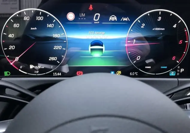 Angebotsdetails Mercedes-Benz E Schwarzlack obsidianschwarz