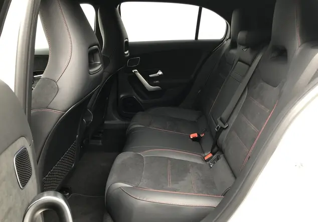 Angebotsdetails Mercedes-Benz A-Klasse Unilack polarweiß
