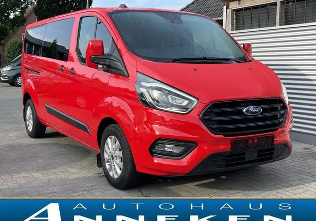 Angebotsdetails Ford Transit Custom Race-Rot