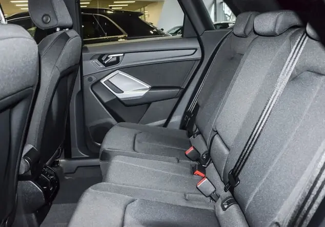 Angebotsdetails Audi Q3 Mythosschwarz Metallic