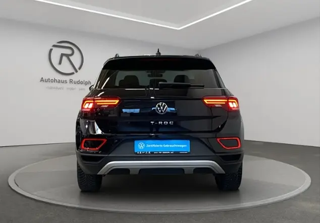 Angebotsdetails Volkswagen T-Roc 1.0 TSI Life / 'Park Assist' Schwarz (Deep Black Perleffekt)