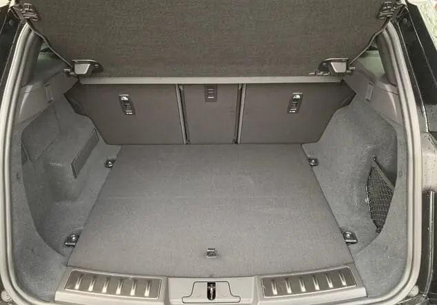 Angebotsdetails Land Rover Range Rover Santorini Black