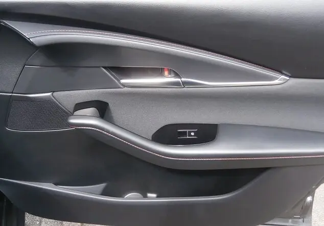 Angebotsdetails Mazda CX-30 2.5L e-SKYACTIV G 140 PS 6MT HOMURA Machine Gray