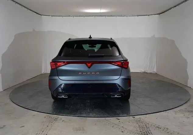 Angebotsdetails Cupra Leon Sportstourer Cupra Leon ST 1.5 eTSI 110 kW (150-PS) 7-Gang-DSG Magnetic Grau Matt