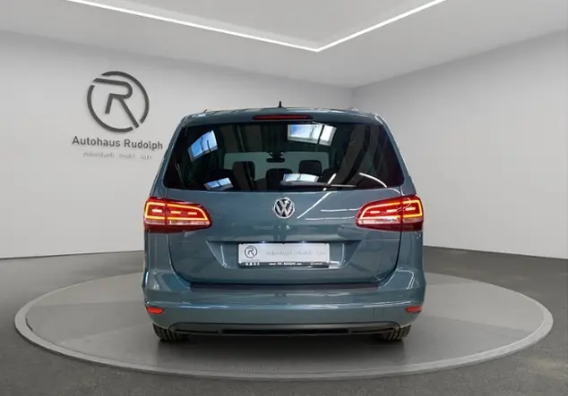 Angebotsdetails Volkswagen Sharan Blau (Petroleum Blue Metallic)