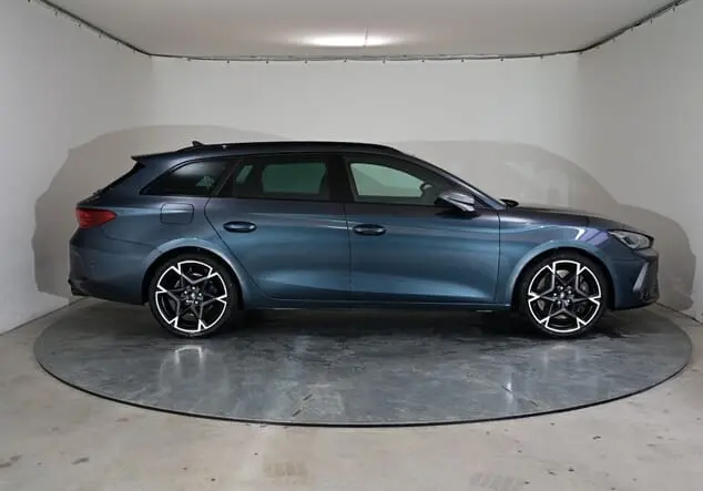 Angebotsdetails Cupra Leon Sportstourer Cupra Leon ST VZ 2.0 TSI 245 kW (333 PS) 7-Gang-DSG 4Drive Magnetic Grau Metallic