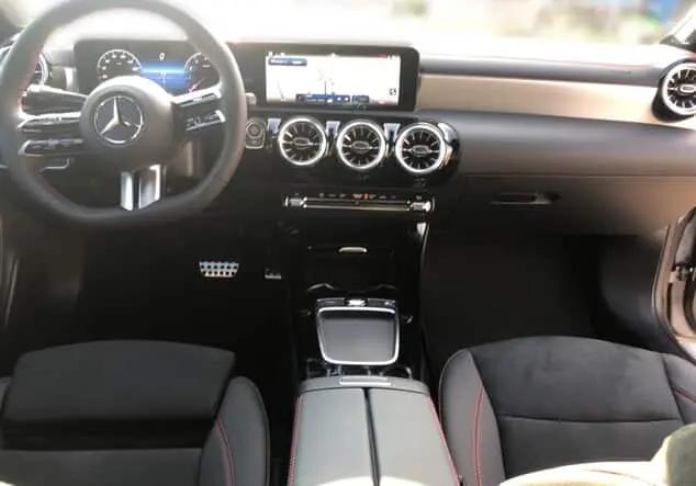 Angebotsdetails Mercedes-Benz CLA 180 Coupé ++sofort verfügbar++ Graulack mountaingrau