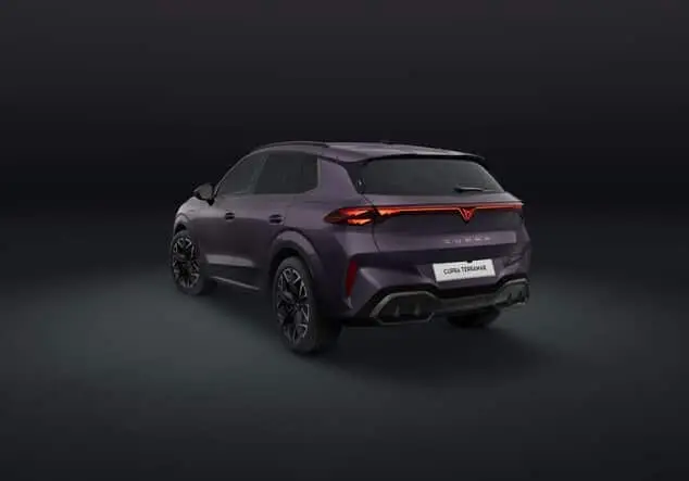 Angebotsdetails Cupra Terramar Cupra Terramar e-HYBRID 1.5 e-HYBRID 150 kW (204 PS) 6-Gang-DSG 150.00 kW (204 PS) Dark Void