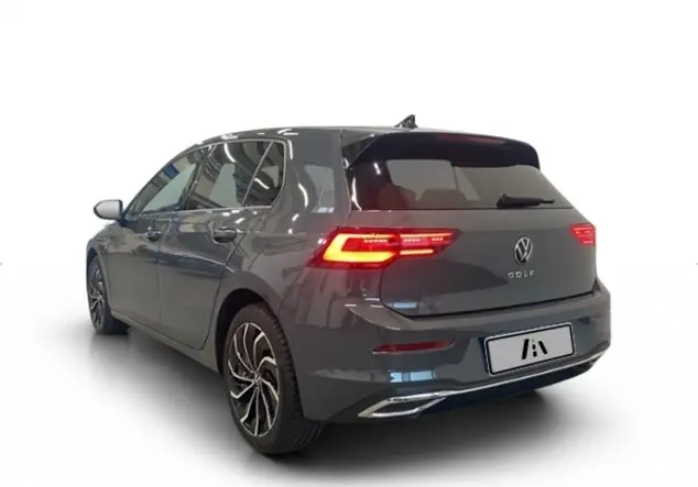Angebotsdetails VW Golf VIII 2.0 Life TDI Move Grau (Delfingrau Metallic)