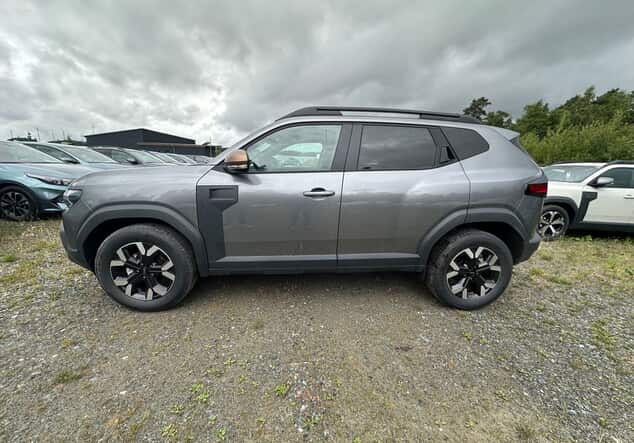 Angebotsdetails Dacia Duster Duster Extreme mild hybrid 96kW (130 PS) 6-Gang Dolomit-Grau Metallic