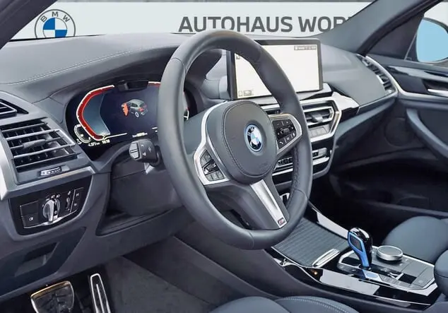 Angebotsdetails BMW iX3 Inspiring Silver/Grey