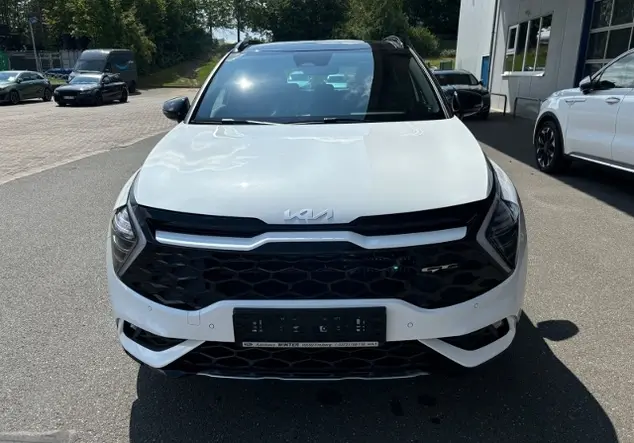 Angebotsdetails Kia Sportage Schwarz (Deluxeweià Metallic/Schwarz)