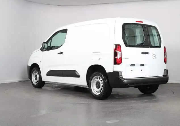 Angebotsdetails Opel Combo LÃ¤nge 1 mit normaler Nutzlast Opel Cargo L1 1.5 Diesel 75 kW (102 PS) 6-Gang BlueHDi Kaolin WeiÃ/WeiÃ