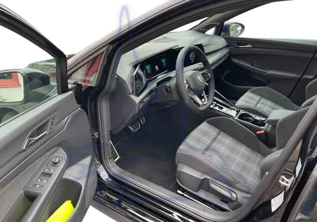 Angebotsdetails Volkswagen Golf Schawarz