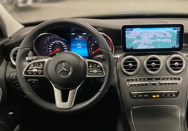 Angebotsdetails Mercedes-Benz C 200 T-Modell Avantgarde Obsidianschwarz