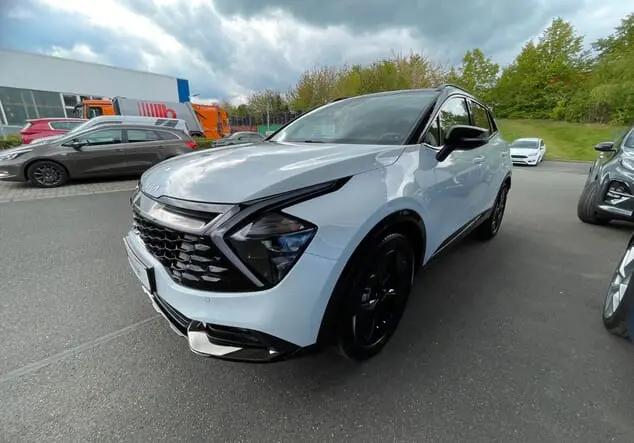 Angebotsdetails Kia Sportage Schwarz ((HA3) CASA WHITE M/ BLACK)
