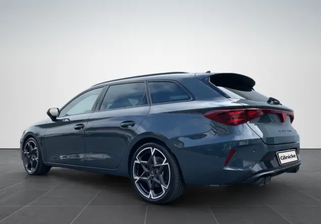 Angebotsdetails Cupra Leon Sportstourer Cupra Leon Sportstourer VZ 2.0 TSI 245 kW (333 PS) Fiord Blau