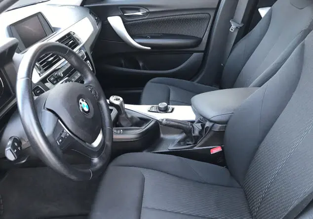 Angebotsdetails BMW 1er Schwarz Uni