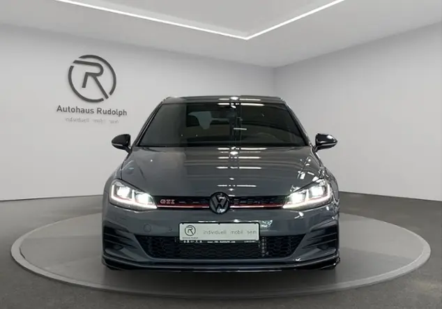 Angebotsdetails Volkswagen Golf VII 2.0 TSI GTI TCR / Grau (Pure Grey)