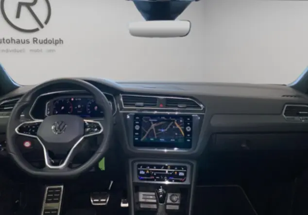 Angebotsdetails VW Tiguan 2.0 TDI R-Line 'Black Style' Silver/Grey