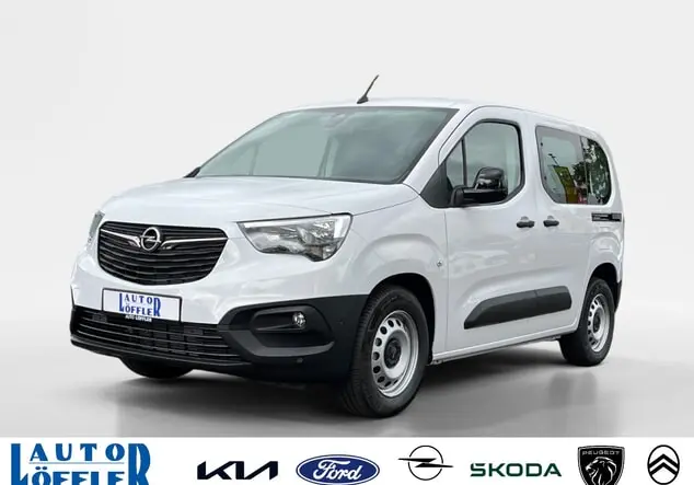 Angebotsdetails Opel Combo-e Kaolin Weiß