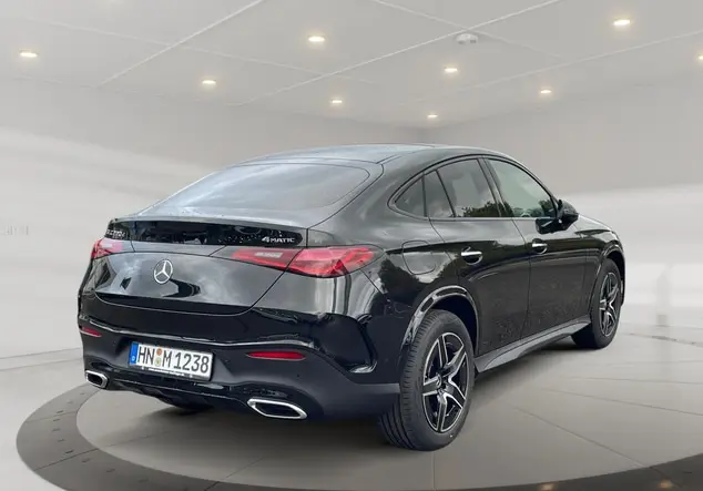 Angebotsdetails Mercedes-Benz GLC Obsidianschwarz