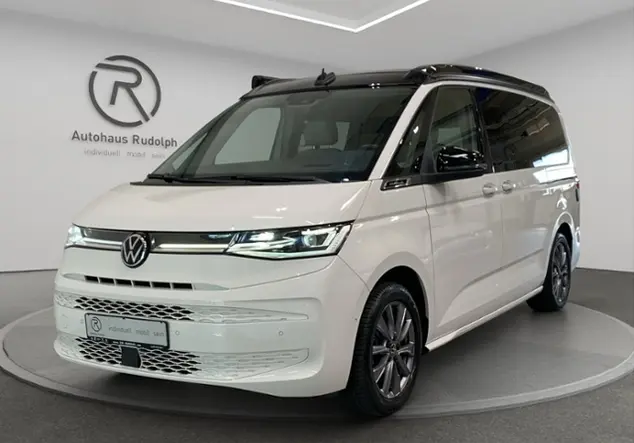 Angebotsdetails Volkswagen T7 California Ocean 2.0 TDI Langer Ãberhang Weià (Candy-Weià Deep Black Perleffekt)