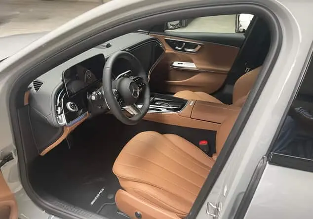 Angebotsdetails Mercedes-Benz E E200 Line Advanced Plus*Night*Pano*Superscreen*360grad*Distronic*Softclose* Alpin Grau