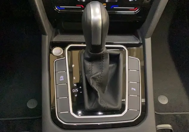 Angebotsdetails Volkswagen Passat Grau (Mangangrau Metallic)