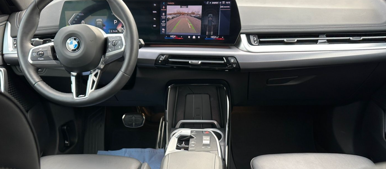 Angebotsdetails BMW X1 20d M Sportpaket Silber/Grau