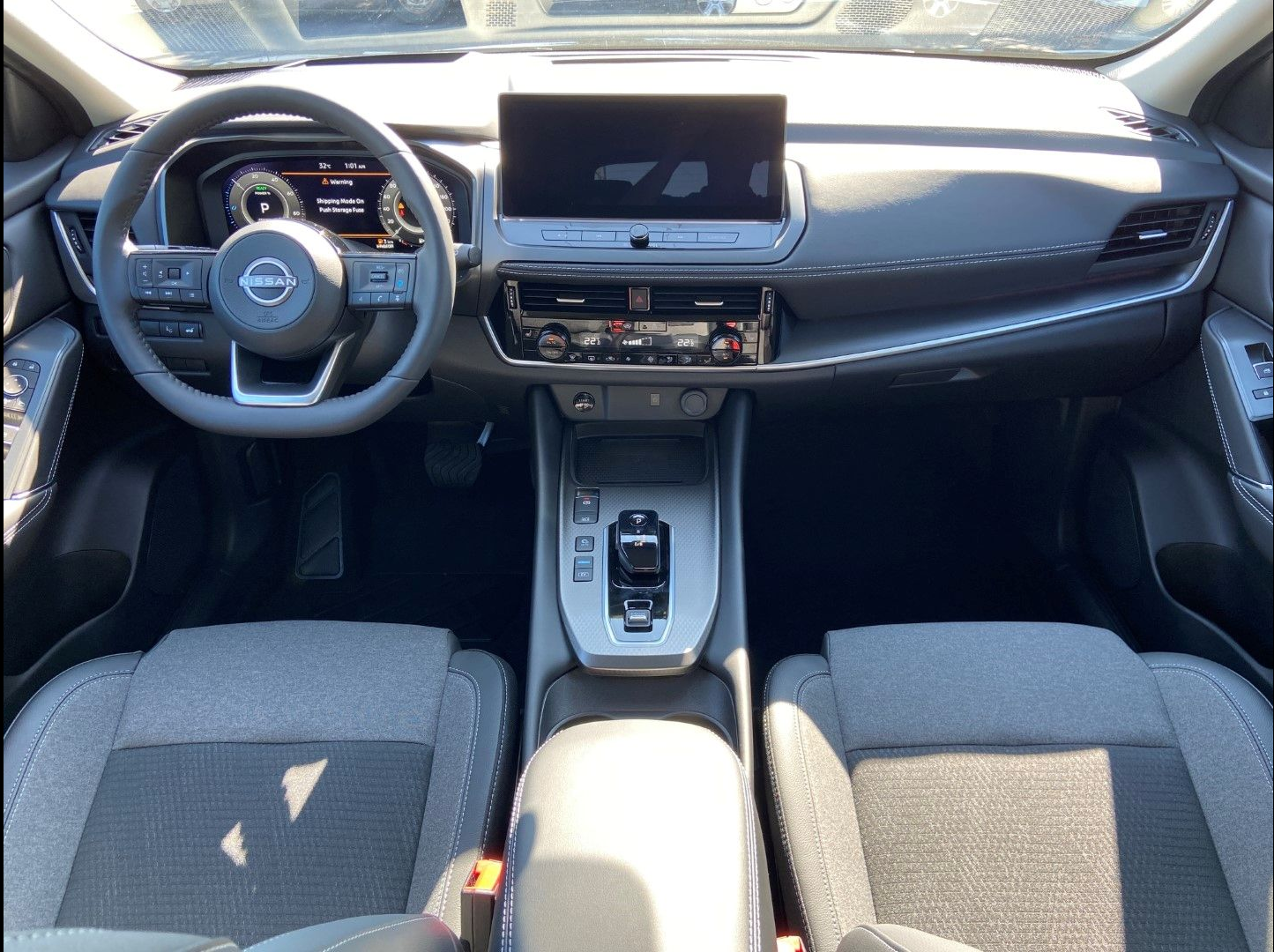 Angebotsdetails Nissan Qashqai 1.3 N-Connecta X-Tronic Schwarz