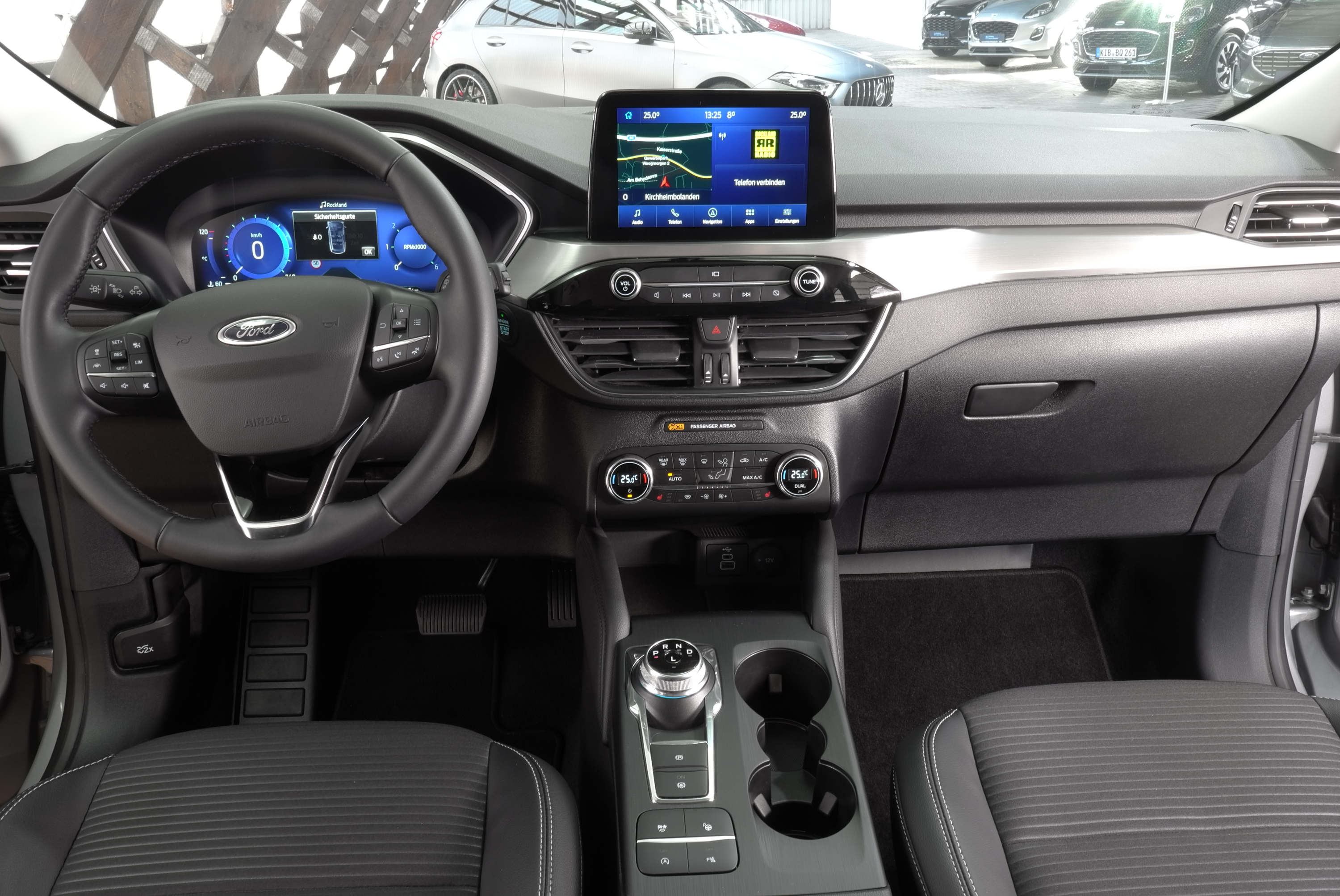 Angebotsdetails Ford Kuga Titanium X Silber/Grau