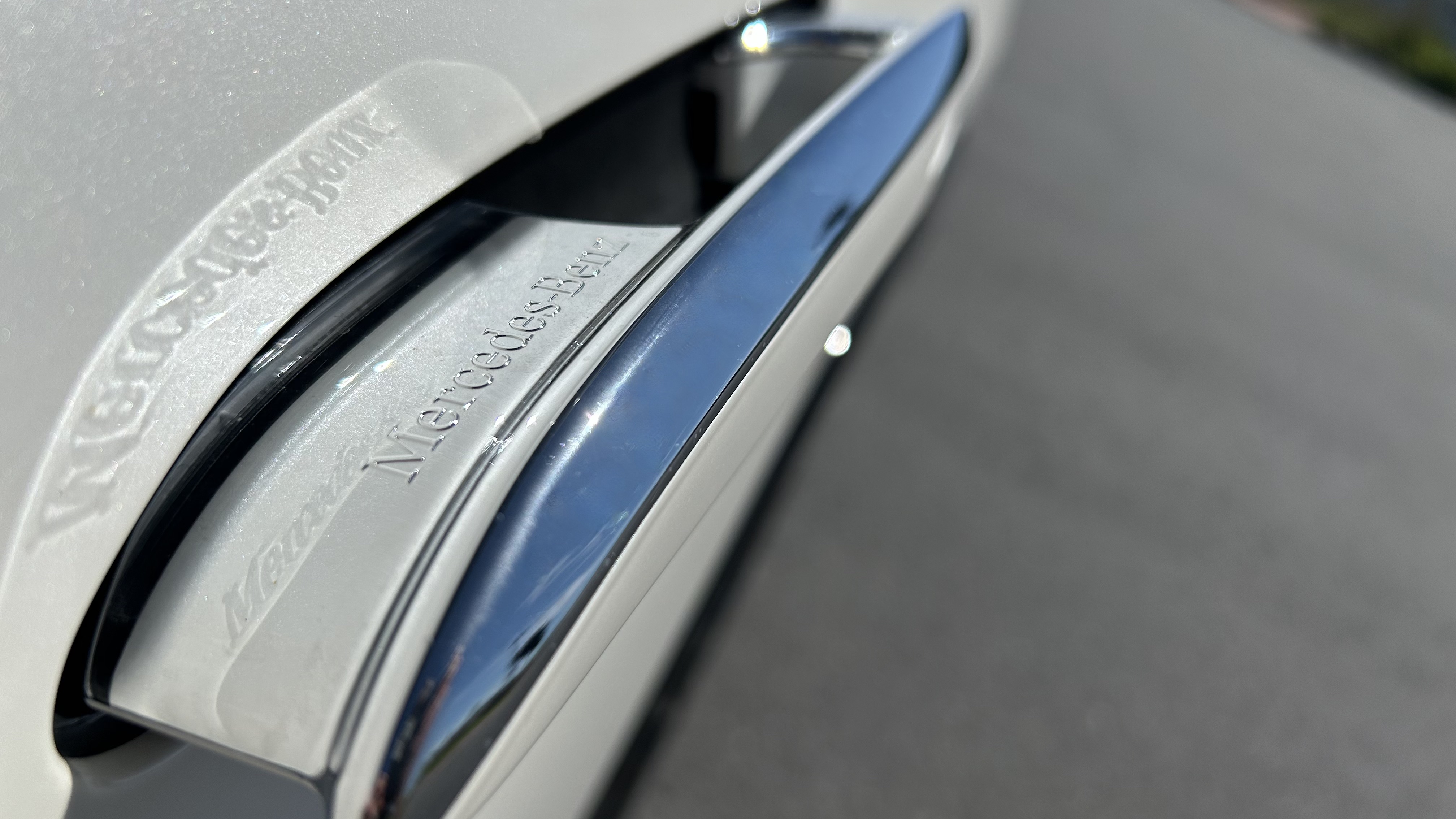 Angebotsdetails Mercedes-Benz EQS Diamantweiß bright
